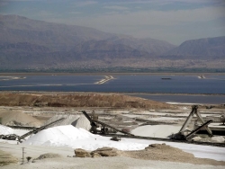 Mineral Salts Extraction, Yam ha-Melakh